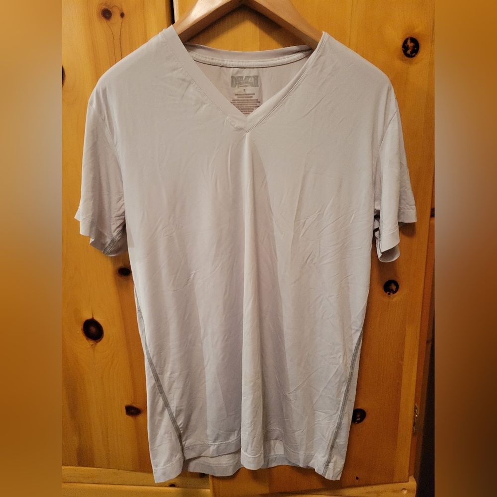 Duluth V Neck Men's Size Large Shirt